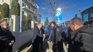 amanatidis-synanthsh-laikes-3