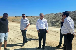 ksekinisan oi ergasies gia ton odiko aksona kipos gefyra rymniou