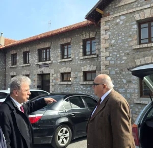 o-amanatidis-mazi-me-ton-antiproedro-tou-efet2