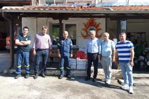 paradosi-technikou-exoplismou-antimetopisis-ektakton-anagkon-stin-pyrosvestiki-ypiresia-kastorias-1