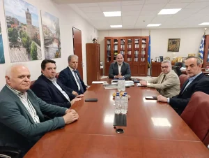 synantisi amanatidi me ton yfypourgo ethnikis oikonomias oikonomikon 8