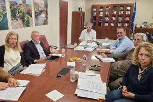 syskepsi-gia-tin-oikiaki-thermansi-tou-drepanou2