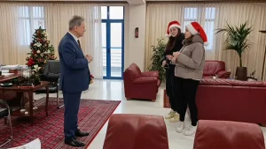 xristougenniatika-kalanta-2025-5